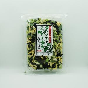めかぶとたっぷりネギのみそ汁の具