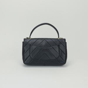 シャネル CHANEL シェブロン Vステッチ...の詳細画像2