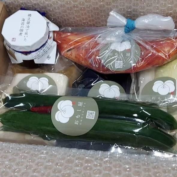 詰め合わせ ギフト B /大根 胡瓜 白菜キムチ 茄子 長芋たまり 海苔の佃煮 漬物 プレゼント セ...
