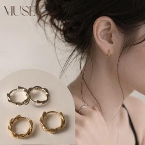 ピアス サージカルステンレス アレルギー対応 つけっぱなし フープピアス ツイスト 18金 レディース 金属アレルギー 小さめ ミニピアス