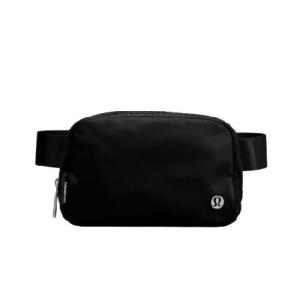 Lululemon Everywhere ベルトバッグ (LU9B78S)｜omssstore