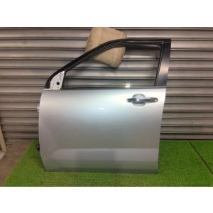 ライズ 5BA-A200A 左フロントドア 67002-B1110 X95 ブライトシルバーメタリッ...
