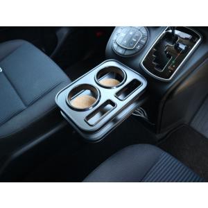 80系ノア、ヴォクシー　純正ドリンク用カップホルダー