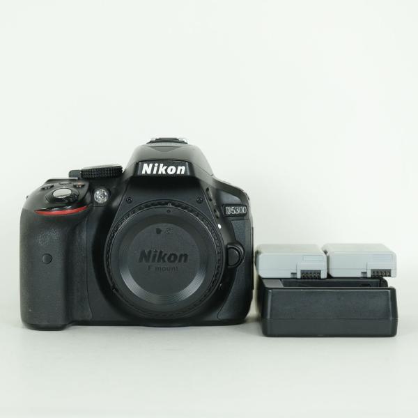[難あり品 | バッテリー2個付] Nikon D5300 | Nikon Fマウント
