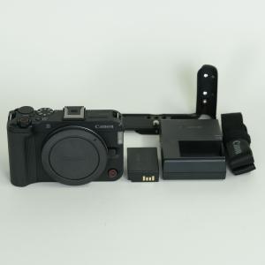 [美品 | バッテリー2個・マウントプレート付] Canon EOS R50 V [ボディ] | Canon RFマウント