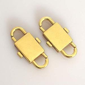Wfeiyanton 調節可能 メタルバックル バックルチェーン バックパックアクセサリー チェーンアクセサリー アクセ