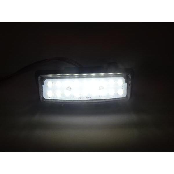 日産 キャンセラー 内蔵 LED ナンバー灯 ライセンスランプ　ノート E11 E12