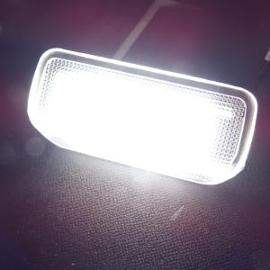 激白光♪ 交換式♪ LED ドア カーテシ ランプ ウェルカムライト アルファード 30系 GGH35W GGH30W AGH35W AGH30W 2.5S 2.5X 2.5G｜onlyoneshop01