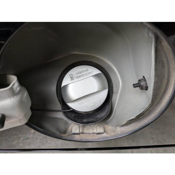 デザイン性UP♪ 給油口キャップ タンクキャップ カバー 銀 ワゴンRスティングレー MH23S X...