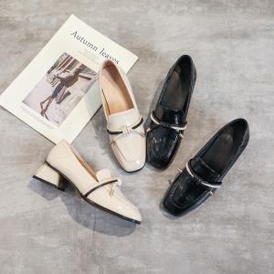 ビジネスシューズエナメル美脚通気性太めヒールピンヒール