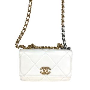 シャネル CHANEL CHANEL19 チェーンウォレット AP0957 マットゴールド×アンティークシルバー ラムスキン・シルバー金具 ショルダーバッグ レディース 中古｜ookura7815