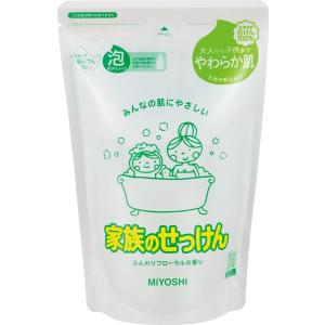 【送料無料（一部地域除く）】【１ケースまとめ買い１６個】ミヨシ　家族のせっけん 泡ボディソープ 詰替用　550ml｜oosaki