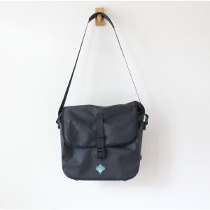 ALPAKA オーストラリア発 アルパカ 7VENメッセンジャーバッグ 右肩掛け