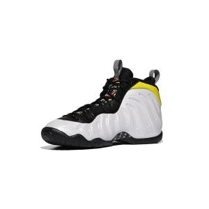 Nike Kids  Little Posite オンe (Big Kid) キッズ・ジュニア スニ...