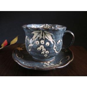 湯呑み 鼠志野 葡萄文 組湯呑み (桐箱入) 玉山窯 玉置保夫(監修) G-71