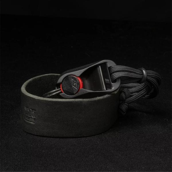 WOTANCRAFT | ヴォータンクラフト｜パラシューター ハンドストラップ｜ブラック x ブラッ...