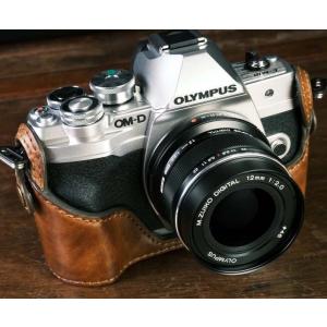 ＜売切りセール＞KAZA OLYMPUS OM-D E-M10 Mark4専用ハーフレザーケース　 ...