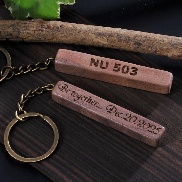 名入れ ギフト LXX キーホルダー オリジナル木製キーリング