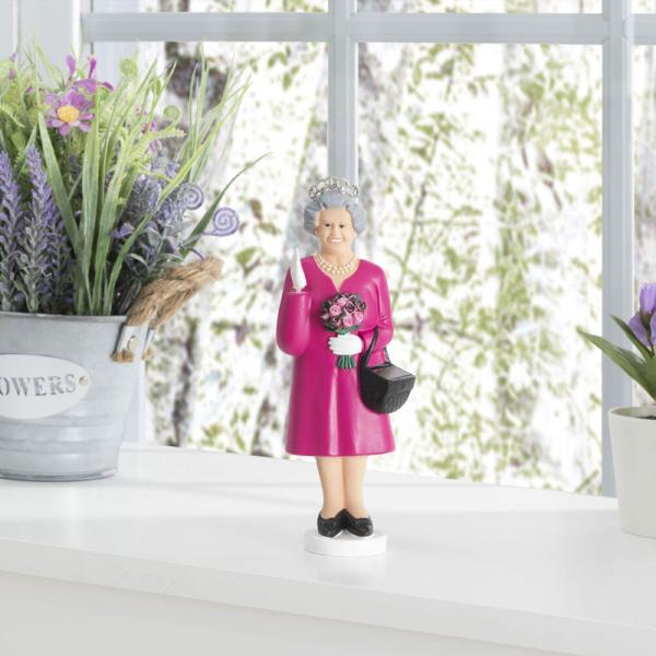 ジュビリー ソーラークイーン 女王即位70周年 プラチナ・ジュビリー エリザベス女王 人形 手フリ ...