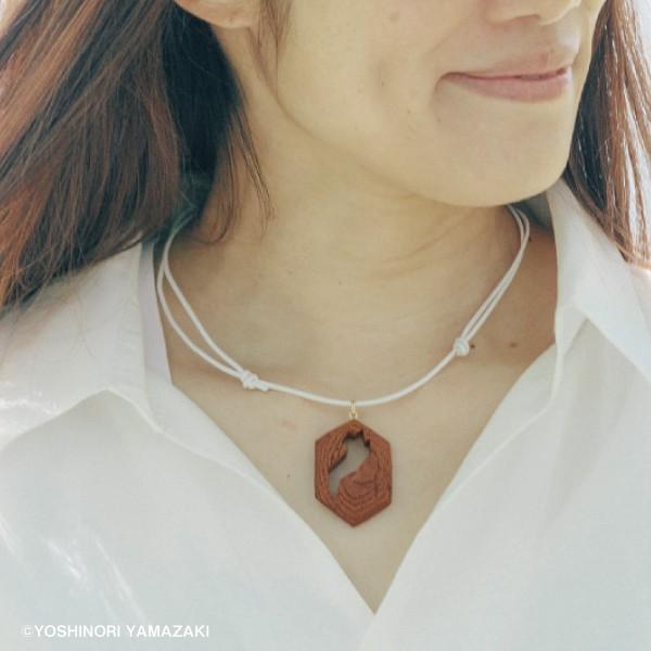 ネックレス　滋賀県　ケヤキ
