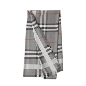 バーバリー マフラー BURBERRY  8053608 SCARVESGREY    シルク75％　ウール25％ サイズ：フリンジ2  比較対照価格93,500 円｜oroshiya