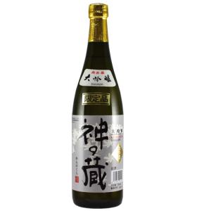 日本酒　向井櫻　純米大吟醸　神の蔵(かんのくら)　1800ml　広島　向原酒造