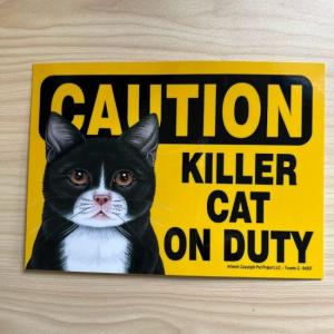 アメリカ直輸入 CAUTION KILLER CAT ON DUTY マグネットサイン 白黒猫 キャット ネコ｜otomebiyori