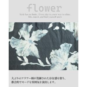 ワンピース 甘さを脱いだ、大人の花柄。モードワ...の詳細画像4