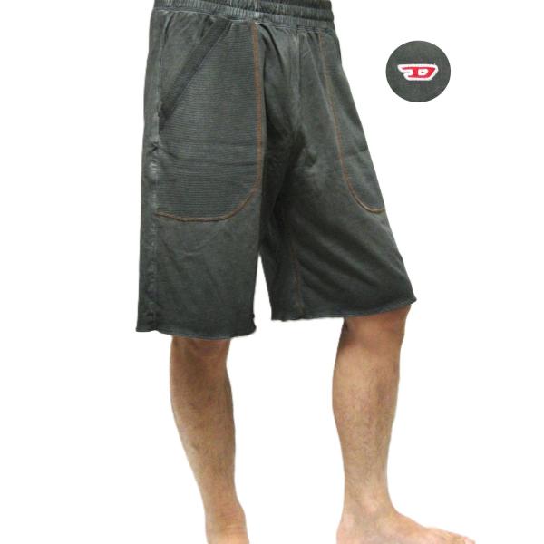 DIESEL ワンポイントタイニーロゴ リラックスショートパンツ P-BASK 薄生地で軽い履き心地...