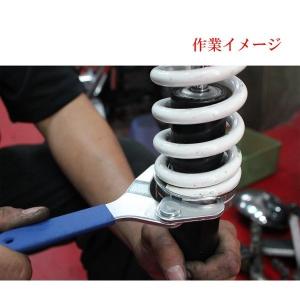 ユニバーサルリアサスプリロード調整フックレンチ...の詳細画像1