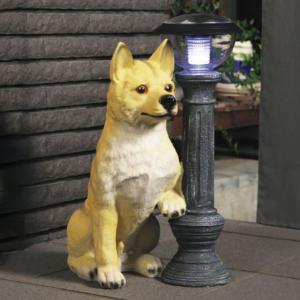 ソーラーライト 柴犬タロー 玄関ライト 玄関灯 屋外 庭 照明 犬 置物 柴犬 街灯 ガーデニングライト ガーデンソーラーライト｜アウトレットファニチャー
