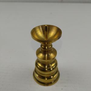 【アウトレット品】 燭台 3.5寸 真鍮 仏壇用仏具 仏具 sp-011-k591