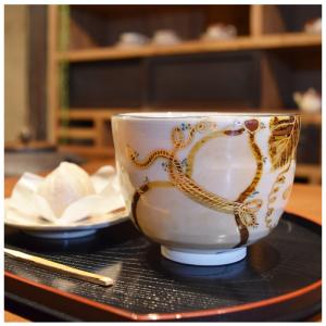 茶道具 抹茶茶碗 色絵茶碗 雲錦四季草花 杉田祥平作 清閑寺窯 茶道
