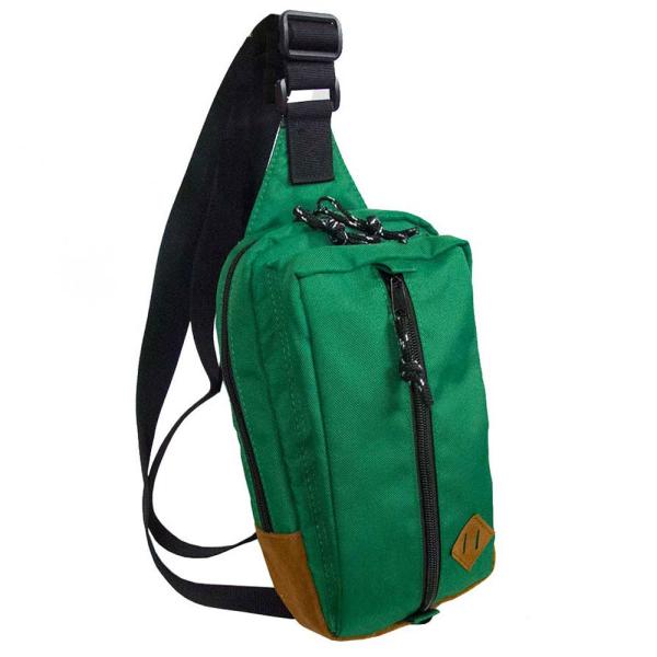 お出かけにお手ごろなショルダーバ ッグ 超軽量でスタイリッシュなスタイル　グリーン