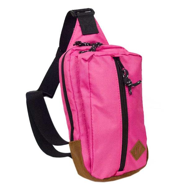 お出かけにお手ごろなショルダーバ ッグ 超軽量でスタイリッシュなスタイル　ピンク