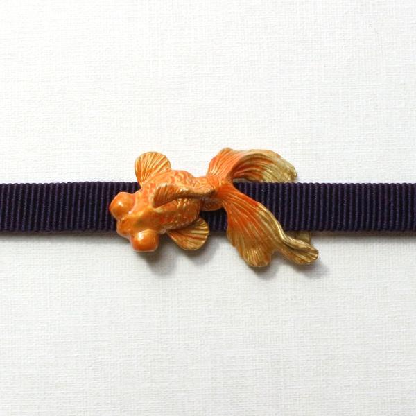 おしゃれな帯留め　出目金　魚　赤　PalnartPoc直営　アクセサリー　可愛い　ブランドパルナート...