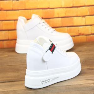 インヒールスニーカー ブランド レディーススニーカー の商品一覧 シューズ ファッション 通販 Yahoo ショッピング