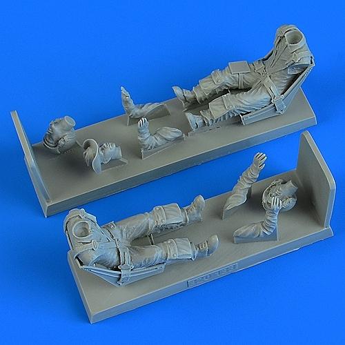 エアロボーナス 320133 1/32 アメリカ空軍パイロット &amp; インストラクター T-28B ト...