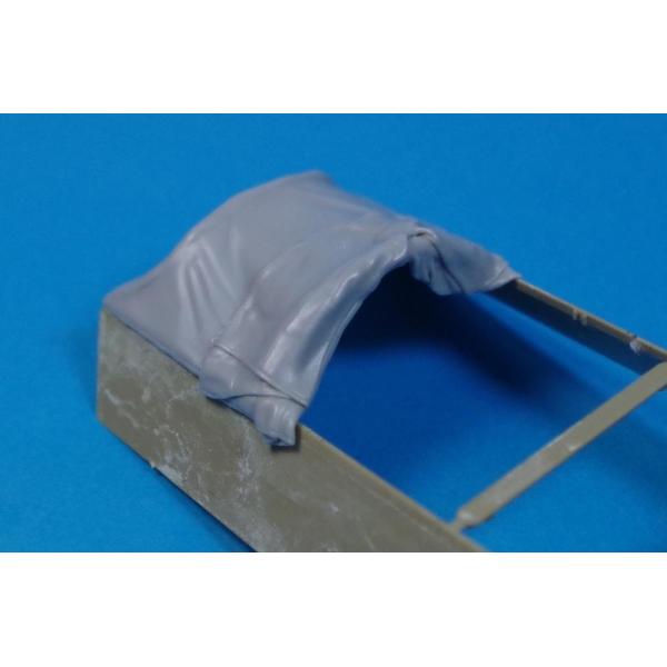 パンツァーアート RE35-254 1/35 Sd.Kfz.251ハーフトラック キャンバスカバー(...