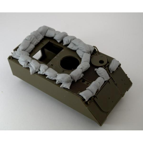 パンツァーアート RE35-595 1/35 サンド アーマー M113 APC (ベトナム 戦争)