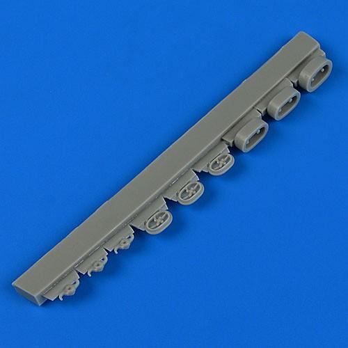 クイックブースト 32184 1/32 フォッケウルフ Fw190F-8 燃料口&amp;カバー（レベル用）