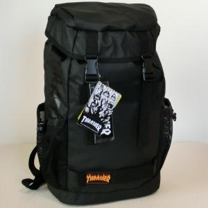 THRPN8900　THRASHER　スラッシャー　火　7266　8,900円　 カブセリュック　スクエア　PCポケット　Dパック　ブラック/フレームロゴ  通勤・通学｜paostore