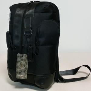 最終値下げ ディーゼル リュック バッグ レザー デカロゴ D ブラック DIESEL（ディーゼル） リュック X06337 PS142 ESTE 牛革 : Desir Yahoo