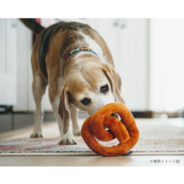 犬用おもちゃ プレイ インターナショナルクラシック プレッツェル 犬 玩具 おもちゃ 音が鳴る おし...