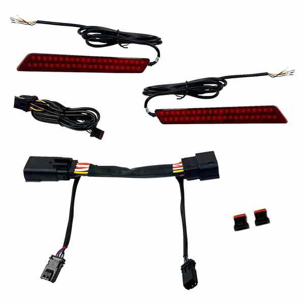 【並行輸入品】 カスタムダイナミクス LEDラッチライト - サドルバッグ - レッドレンズ 204...