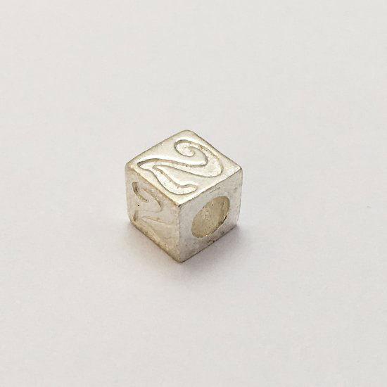 シルバーダイス2 / 高さ5.5mm / 横5.5mm