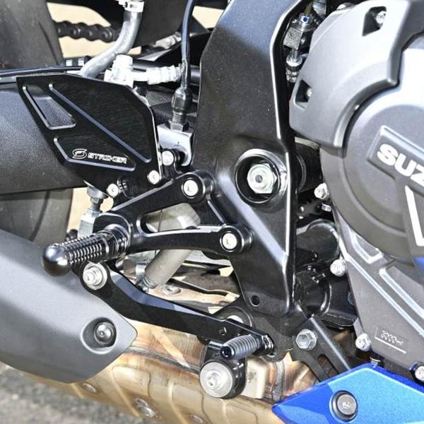 STRIKER(ストライカー) フォルティ ステップキット 4ポジション ブラック GSX-8R/G...