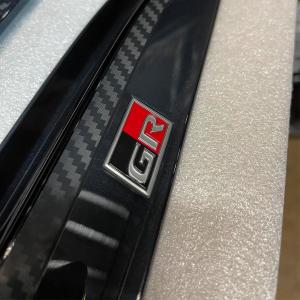 HILUX REVO トヨタ純正 ROCCO仕様 レザー調 アームレスト ホワイト