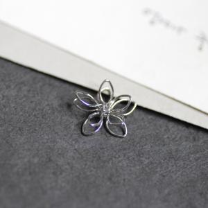 ワイヤーフラワー 立体 花 銀 シルバー 4個入...の商品画像