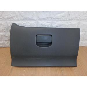 マーチ 【純正パーツ】新品 日産 純正部品 68560-1HJ1B K13 前期